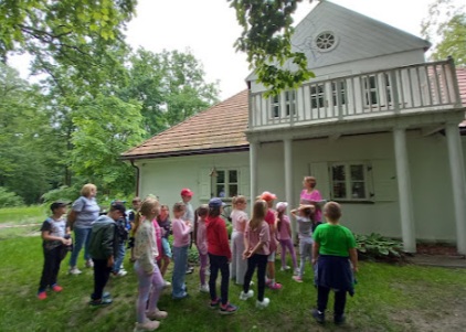 1a na wycieczce w Adamowiźnie