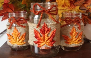 słoiki z dekoracją jesienną