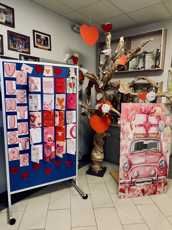 wystawa walentynej oraz fotobudka walentynkowa