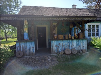 Malowana Zagroda - drewniana chata zw Kawęczynie